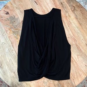 Active Twist Back Tank